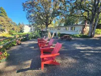 Westcliff Lodge Hotels in Hood River
