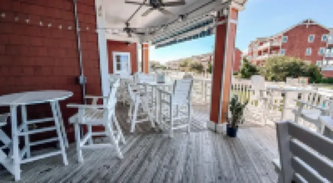 The LOVE Boat ! Hotel di Manteo