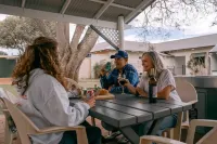 Busselton Jetty Chalets - parkir