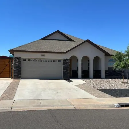 Quiet, Cozy Three Bedroom Two Bath Home, Great Location