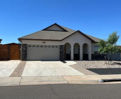 Quiet, Cozy Three Bedroom Two Bath Home, Great Location Hotels near Historic Navajo Bridge