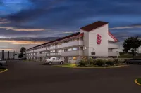 Red Roof Inn Jackson Downtown - Fairgrounds Hotels near Jackson State University