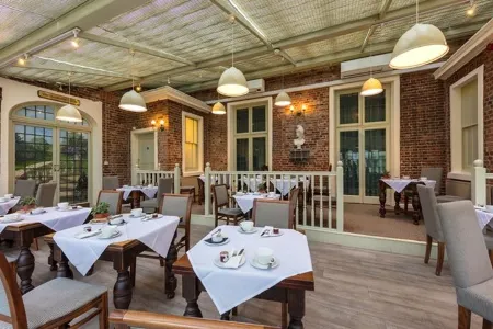 Winchester Royal Hotel Отели в г. Винчестер