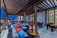 Holiday Inn HOUSTON NE - BUSH AIRPORT AREA by IHG - Airport Shuttle