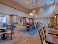 Hampton Inn & Suites Cazenovia Hotels in Madison County