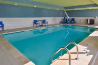 Holiday Inn Express & Suites LEE'S SUMMIT - KANSAS CITY by IHG - Pools