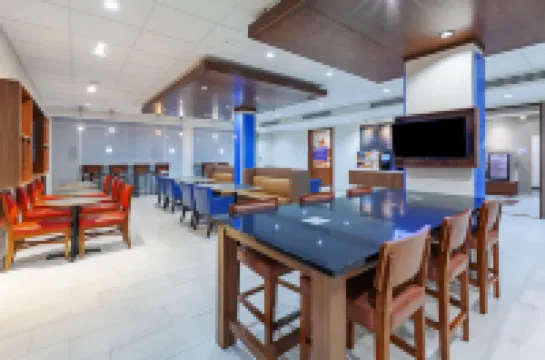 Holiday Inn Express & Suites TULSA NORTHEAST - OWASSO by IHG Hotels in Owasso