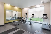 Holiday Inn & Suites MEMPHIS SOUTHEAST-GERMANTOWN by IHG - parking