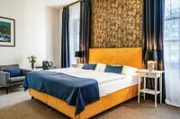 BlueBell Hotel - 3-Star