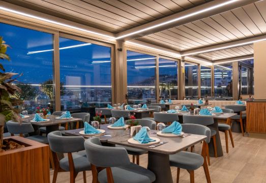 베스트 웨스턴 플러스 호텔 코낙 전경