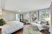 Luxurious 3BR Condo in the Exclusive Gated Gulf Harbour Yacht & Country Club Hotels in Iona