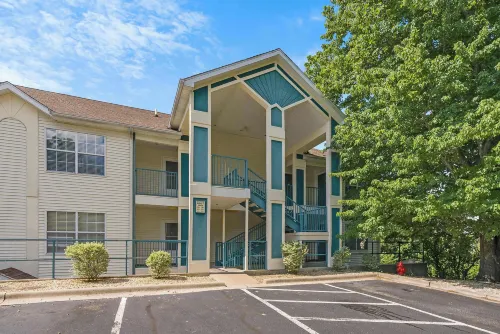 Spring Creek Escape - Balcony w/ Views - 3-Star