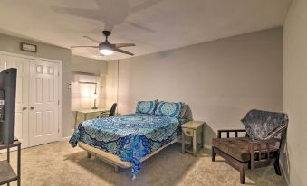 1/2 Mi to Beach: Convenient Retreat in Galveston!
