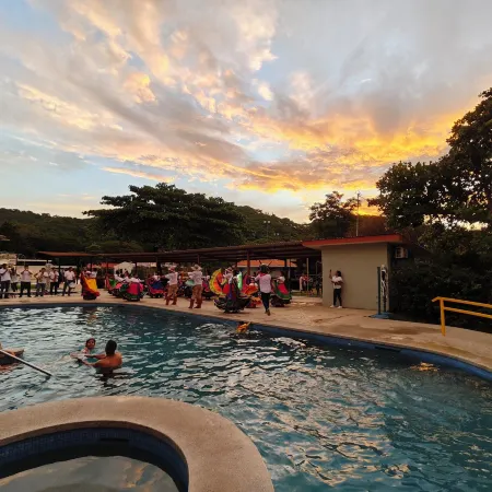 Nacazcol Hotel y Villas