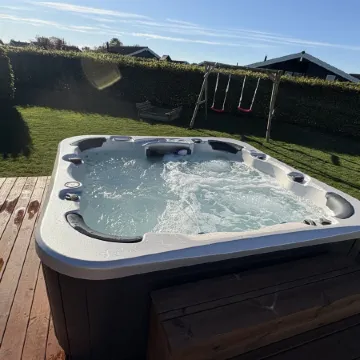 "Arnod" - 400m from the Sea