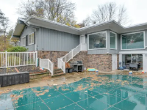 スペーシャス ロチェスター ホーム W/ ヒーテッド プール & ホット タUB ! ブライトンのホテル