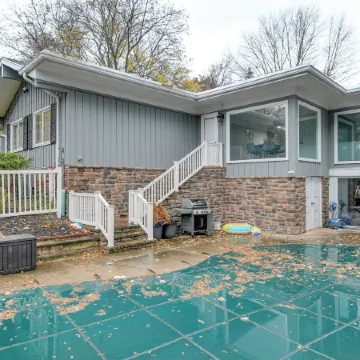 Spacious Rochester Home w/ Heated Pool & Hot Tub!