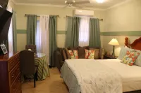 Dalys Luxury Apartments โรงแรมใน