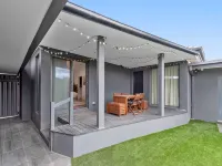 Stunning Studio Apartment Near Public Transport - Apartments