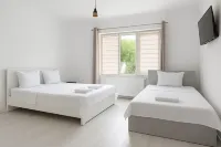 DD公寓尤利烏·摩爾多萬 鄰近Observatorul Astronomic的酒店