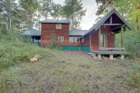 Near Payette Lake! Cabin w/ Outdoor Space - 3-Star