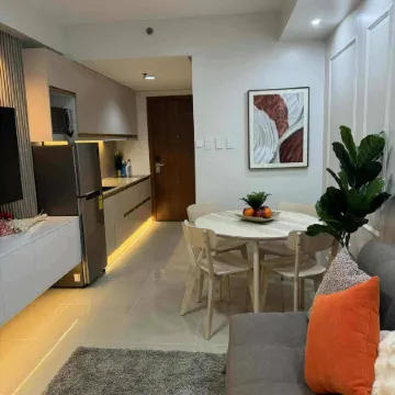 Scandi-Inspired Pasay Apartment for Rent - Entire House with Balcony facing MOA