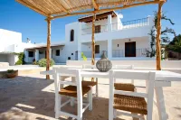Villa Can Sunyer 5 Bedroom Villa with Views of Las Salines.