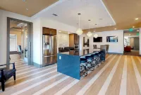 Landing Furnished Apartments Decatur - Condos