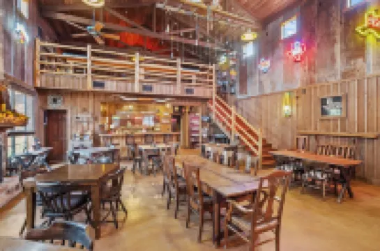 Sistercreek Ranch - First Cabin 2 Bedroom Cabin