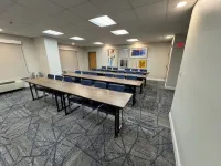 Holiday Inn Express & Suites RICHMOND by IHG Hotels in Richmond