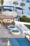 Live Aqua Private Residences la Paz - 5つ星