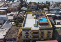 Paradise Suites & Residence - Kolam Renang