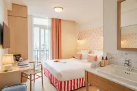 Villa Camille Hotel & Spa - Beach
