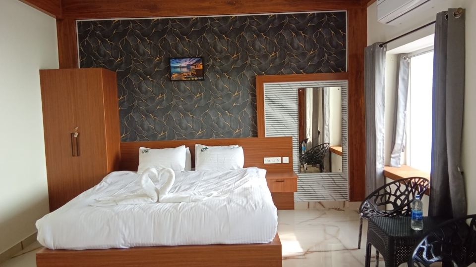 Azhagu Beach Resort
