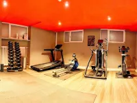 AINO Aparthotel Olympiapark Hotels near محطة مترو أونيفيرسيتيت