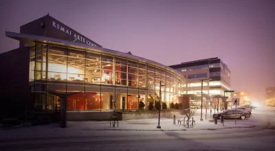 Holiday Inn SASKATOON DOWNTOWN by IHG โรงแรมใน