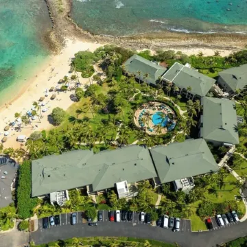 Stunning Corner Villa, Ocean Views from Every Bed
