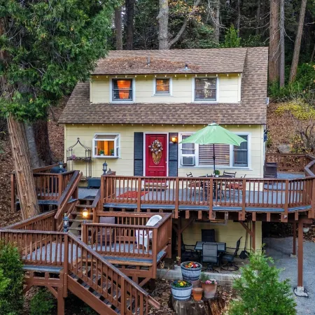 Minutes to Lake Arrowhead Village Cozy & Secluded Cedar Cove by Avantstay