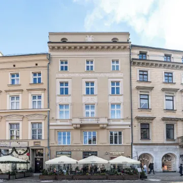 Venetian House Market Square Aparthotel Отели рядом с достопримечательностью «Малы Ринек»