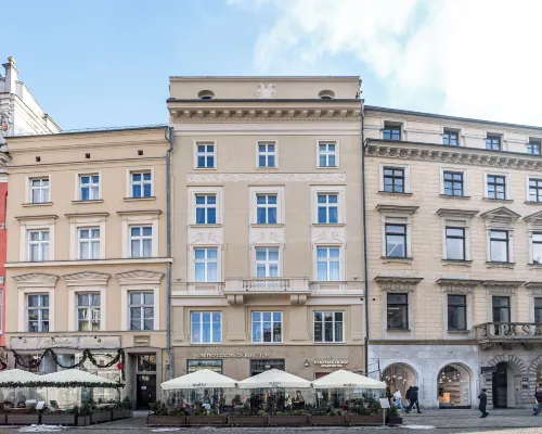 Venetian House Market Square Aparthotel Отели рядом с достопримечательностью «Центр города»