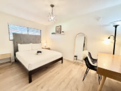 Modern Kitchen and Private Backyard Oasis - Charming Spacious Haven