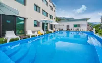 Hayatakids Pool Villa N Caravan