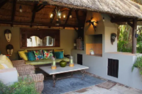 Cowrie Cove Guest House Hotels in Umhlanga