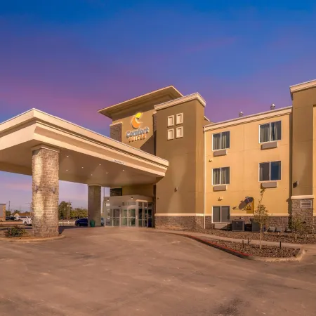 Comfort Suites