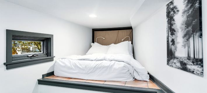 Montlake Studio in Spite House Hotels in King County
