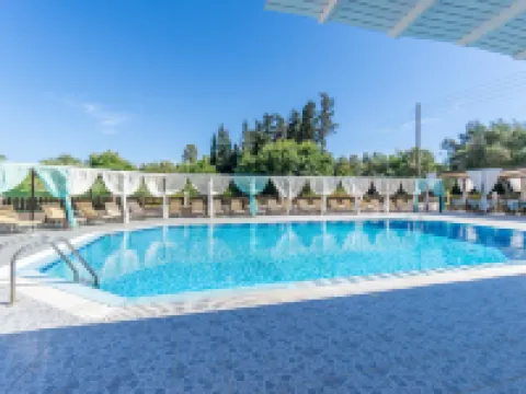 Saint Peter Bay Aparthotel Hoteles en Kavos