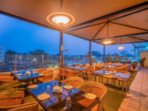 Hotel Varun Hotels in Guna