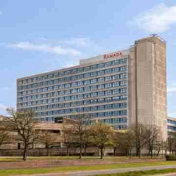 Ramada by Wyndham East Kilbride Hotel Exterior