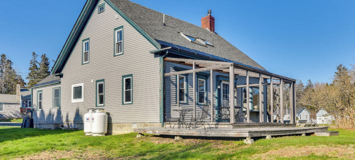 Quiet Waterfront Home Ideal Maine Escape! Hotels in Hancock County
