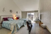 Walk to Lake: Osage Beach Home w/ Grill! - Homestays